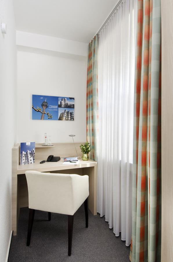 Hotel Am Hofgarten Düsseldorf Kültér fotó